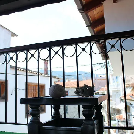 House Alexandros Apartment *